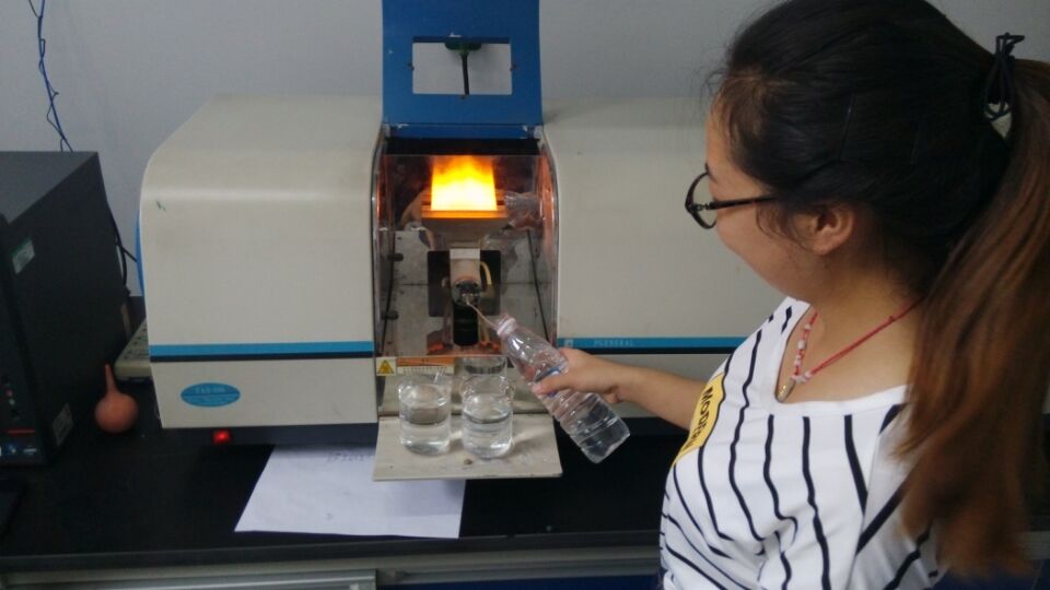 用原子光谱仪测定离子浓度