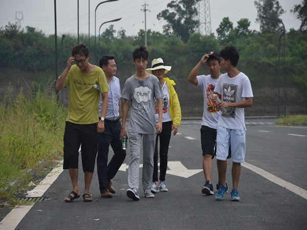 7.11“无私”测绘 “奉献”内江3.JPG