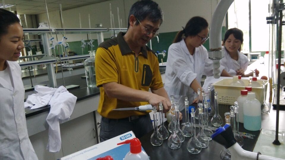 阮老师示范操作